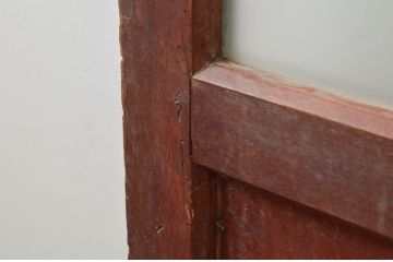 アンティーク建具　落ち着いた和の雰囲気におすすめなガラス入り升目(マス目)格子蔵戸1枚(きつね格子、狐格子、玄関戸、格子戸、ガラス戸、引き戸)(R-079876)
