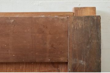 アンティーク建具　欅(ケヤキ)材　時を経た風合いが楽しめる蔵戸1枚(引き戸、玄関戸)(R-079877)
