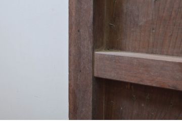 アンティーク建具　上手物!!　総欅(ケヤキ)材　珍しい大振りサイズ!!胴板張りが貫禄のある背の高い細かな升目(マス目)格子蔵戸1枚(きつね格子、狐格子、引き戸、玄関戸)(R-079879)