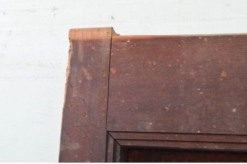 アンティーク建具　欅(ケヤキ)材　和モダンな雰囲気を醸し出す升目(マス目)格子蔵戸1枚(きつね格子、狐格子、引き戸、玄関戸)(R-079880)