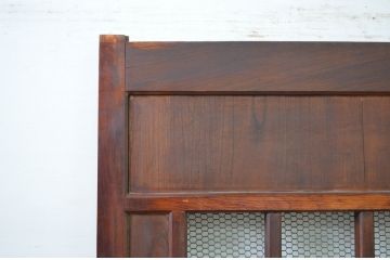 アンティーク建具　総欅(ケヤキ)材　時代の流れを感じさせる升目(マス目)格子蔵戸1枚(きつね格子、狐格子、引き戸、玄関戸、格子戸)(R-079884)