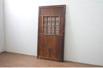 アンティーク建具　栗材　味わい深い風合いが魅力の升目(マス目)格子蔵戸1枚(きつね格子、狐格子、引き戸、玄関戸、格子戸)(R-079885)