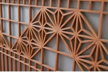アンティーク建具　高級品!!　漆塗り框の組子入りガラス帯戸2枚セット(引き戸、ガラス戸)(R-079887)