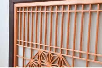 アンティーク建具　高級品!!　漆塗り框の組子入りガラス帯戸2枚セット(引き戸、ガラス戸)(R-079887)