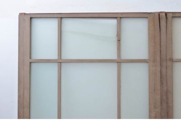 アンティーク建具　ペイント仕上げ限定　レトロな雰囲気づくりにおすすめのガラス戸2枚セット(引き戸)(R-079888)