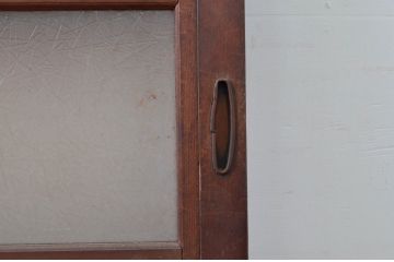 アンティーク建具　美品　腰板欅(ケヤキ)材　風情のある佇まいが魅力的な裏障子付き幅広格子戸2枚セット(帯戸、引き戸、障子戸)(R-079889)
