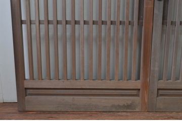 アンティーク建具　和の空間づくりにおすすめの数寄屋の荒格子戸2枚セット(引き戸)(R-079891)