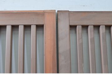 アンティーク建具　和の空間づくりにおすすめの数寄屋の荒格子戸2枚セット(引き戸)(R-079891)