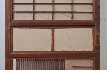 アンティーク建具　どこか懐かしい雰囲気を醸し出す裏障子付き格子戸1枚(引き戸、障子戸、帯戸)(R-079893)