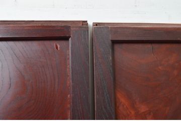 アンティーク建具　上手物　高級品　総欅(ケヤキ)材　和モダンな空間を演出する漆塗り帯戸4枚セット(引き戸)(R-079894)