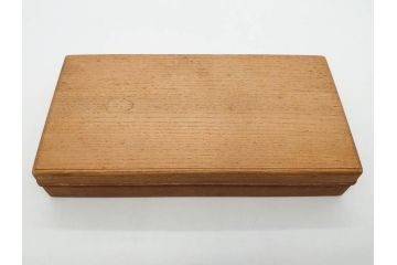 時代武具　東吟亭義照(佐藤義照)　赤銅　魚子地　雲隠れ月に花鳥図　大小揃　匠の美技に見惚れる鍔(桜、燕、ツバメ、サギ、鷺、後藤一乗門、七子地、金彩、彫刻、刀装具、ケース付き)(R-079904)
