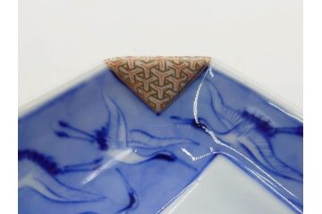 戦前　深川製磁　オールド深川　有田焼　染付　富士山　約16cm　5.1寸　優雅に舞う鶴が魅力の変形皿4枚セット(ツル、風景、金彩、中皿、なます皿、和皿、和食器、裏印、五寸一分)(R-079910)