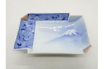 戦前　深川製磁　オールド深川　有田焼　染付　富士山　約16cm　5.1寸　優雅に舞う鶴が魅力の変形皿4枚セット(ツル、風景、金彩、中皿、なます皿、和皿、和食器、裏印、五寸一分)(R-079910)