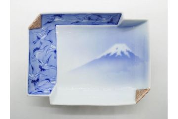 戦前　深川製磁　オールド深川　有田焼　染付　富士山　約16cm　5.1寸　優雅に舞う鶴が魅力の変形皿4枚セット(ツル、風景、金彩、中皿、なます皿、和皿、和食器、裏印、五寸一分)(R-079910)