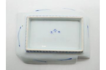 戦前　深川製磁　オールド深川　有田焼　染付　富士山　約16cm　5.1寸　優雅に舞う鶴が魅力の変形皿4枚セット(ツル、風景、金彩、中皿、なます皿、和皿、和食器、裏印、五寸一分)(R-079910)