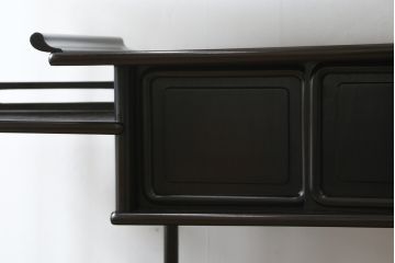 和製ビンテージ　上手物!!　紫檀(シタン)材　控え目な装飾が上品さを醸し出す漆塗りの飾り棚(茶棚、違い棚、収納棚、戸棚、ヴィンテージ)(R-079920)