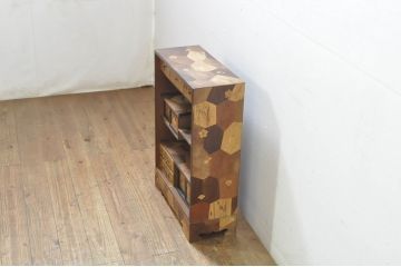 和製アンティーク　激レア　希少!!　戦前　時代物　置いてあるだけで絵になる箱根細工の人形棚(飾り棚、箱根寄木細工、茶棚、茶箪笥、収納棚、戸棚)(R-079924)