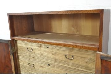 和製アンティーク　高級品!!　新潟産　前面欅(ケヤキ)材　玉杢　黒柿材　漆塗り　表情豊かな木材の魅力をふんだんに味わえる和箪笥(衣装タンス、整理箪笥、収納箪笥、観音箪笥、時代箪笥、引き出し、チェスト)(R-079925)