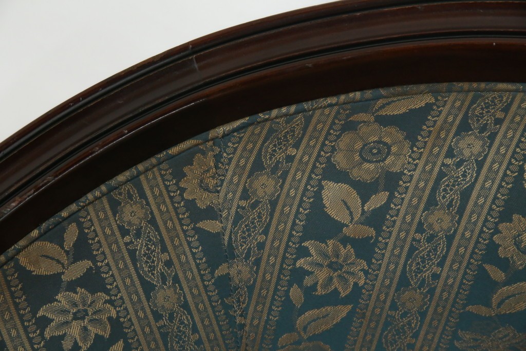 中古　maruni(マルニ木工)　KENT-COURT(ケントコート)　随所に施された上品な意匠が魅力的な1Pソファ2脚セット　定価2脚で約44万円　(R-079932)