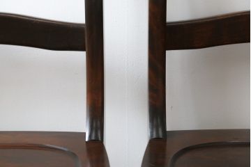 中古　北海道民芸家具　HM686　ゆるりと曲線を描くフォルムが魅力的なダイニングチェア(イス、椅子、板座チェア)(定価2脚で約8万円)(R-079935)