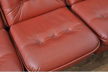 和製ビンテージ　激レア　希少!!　富士ファニチア(富士ファニチュア、フジファニチュア、FUJI FURNITURE、富士ファニチャー)　本革(レザー)　レトロな佇まいの5人掛けソファ(3人掛け、2人掛け、3P、2P、バラ売り可能)(R-079936)