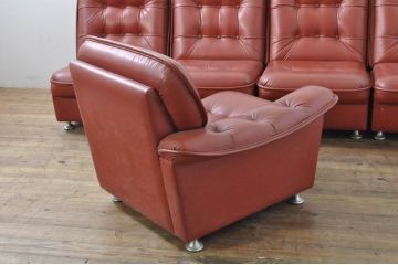 和製ビンテージ　激レア　希少!!　富士ファニチア(富士ファニチュア、フジファニチュア、FUJI FURNITURE、富士ファニチャー)　本革(レザー)　レトロな佇まいの5人掛けソファ(3人掛け、2人掛け、3P、2P、バラ売り可能)(R-079936)