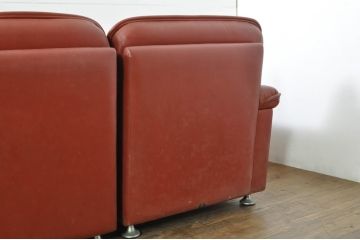 和製ビンテージ　激レア　希少!!　富士ファニチア(富士ファニチュア、フジファニチュア、FUJI FURNITURE、富士ファニチャー)　本革(レザー)　レトロな佇まいの5人掛けソファ(3人掛け、2人掛け、3P、2P、バラ売り可能)(R-079936)