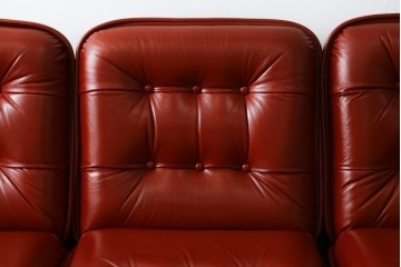 和製ヴィンテージ　激レア　希少!!　富士ファニチア(FUJI FURNITURE)　本革　組み合わせ自在なレザーソファ　(R-079936)