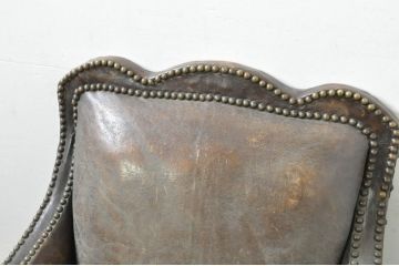 フランスアンティーク　本革　使いこまれた風合いが魅力的なフレンチレザーソファ(クラブソファ、ラウンジソファ、一人掛けソファ、1P、アームソファ)(R-079937)