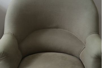 フランスアンティーク　ペイント　丸いフォルムと淡いカラーが可愛らしい1Pソファ2脚セット(一人掛け、サロンチェア、ラウンジチェア、椅子、イス、バラ売り可能)(R-079940)