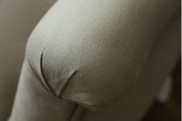 フランスアンティーク　ペイント　丸いフォルムと淡いカラーが可愛らしい1Pソファ2脚セット(一人掛け、サロンチェア、ラウンジチェア、椅子、イス、バラ売り可能)(R-079940)