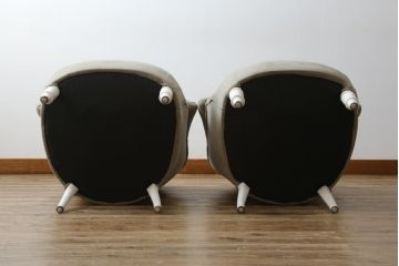 フランスアンティーク　ペイント　丸いフォルムと淡いカラーが可愛らしい1Pソファ2脚セット(一人掛け、サロンチェア、ラウンジチェア、椅子、イス、バラ売り可能)(R-079940)