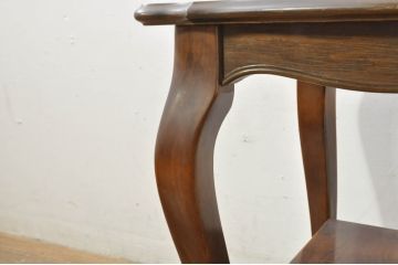 イタリアビンテージ　上品な猫脚デザインが魅力的なサイドテーブル(ナイトテーブル、カフェテーブル、コーヒーテーブル、花台、飾り台、ヴィンテージ)(R-079947)