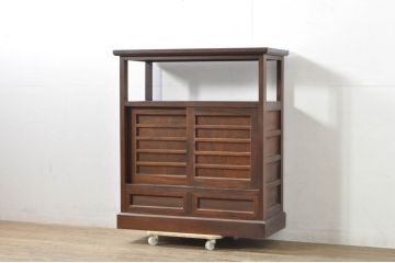 中古　美品!!　九州民芸家具　欅(ケヤキ)材　引き出し2杯付き　表情豊かな木目が魅力的なモダンデザインの茶棚(飾り棚、戸棚、収納棚、サイドキャビネット)(R-079948)