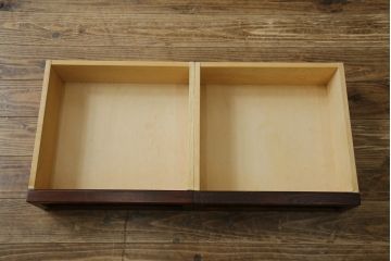 中古　美品!!　九州民芸家具　欅(ケヤキ)材　引き出し2杯付き　表情豊かな木目が魅力的なモダンデザインの茶棚(飾り棚、戸棚、収納棚、サイドキャビネット)(R-079948)