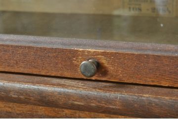 イギリスアンティーク　The Globe-Wernicke Co Ltd(ザ・グローブ・ウェルニッケ)　オーク材　引き出し2杯付き　木の風合いを楽しめるレトロナチュラルな雰囲気のスタッキングブックケース(本箱、本棚、書棚、ブックシェルフ、収納棚、戸棚、キャビネット、飾り棚、陳列棚、英国)(R-079950)
