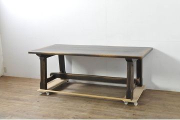 中古　美品　飛騨産業　キツツキ　PROVINCIAL(プロヴィンシャル・プロビンシャル)　どっしりとした佇まいが存在感を放つタバーンテーブル(ダイニングテーブル、4人掛け、6人掛け、作業台)(定価約60万円)(R-079955)