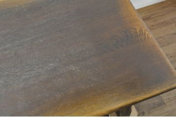 中古　美品　飛騨産業　キツツキ　PROVINCIAL(プロヴィンシャル・プロビンシャル)　どっしりとした佇まいが存在感を放つタバーンテーブル(ダイニングテーブル、4人掛け、6人掛け、作業台)(定価約60万円)(R-079955)