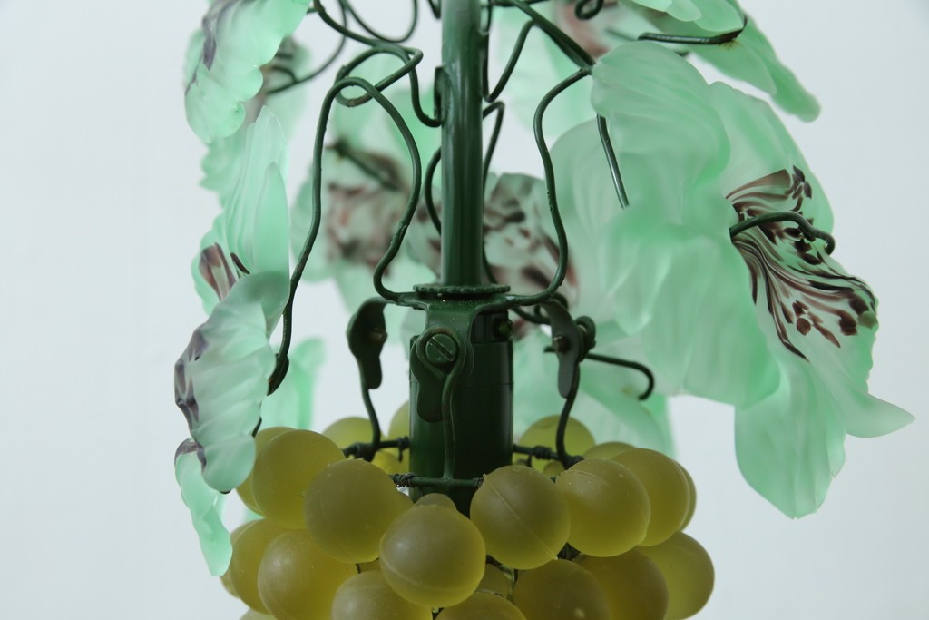中古　美品!!　イタリア　トーソー社(TOSO CESARE)　ムラーノガラス(MURANO)　ブドウ(葡萄、ぶどう)　1灯　空間のアクセントになるテーブルスタンド　(R-079964)