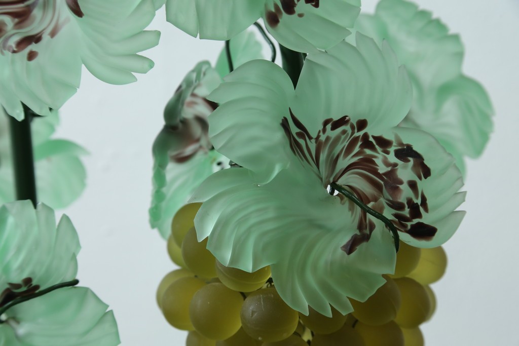 中古　美品!!　イタリア　トーソー社(TOSO CESARE)　ムラーノガラス(MURANO)　ブドウ(葡萄、ぶどう)　1灯　空間のアクセントになるテーブルスタンド　(R-079964)