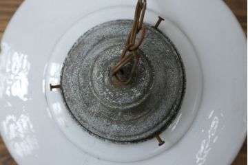 アンティーク照明　昭和レトロ　インダストリアルな雰囲気漂う天井照明(ペンダントライト、吊り下げ照明、シェード)(R-079965)