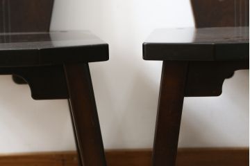 中古　廃盤モデル　星野民芸(星野民藝)　桜材　個性的なデザインが存在感を放つダイニングチェア2脚セット(板座チェア、アームレスチェア、椅子、イス、バラ売り可能)(R-079967)