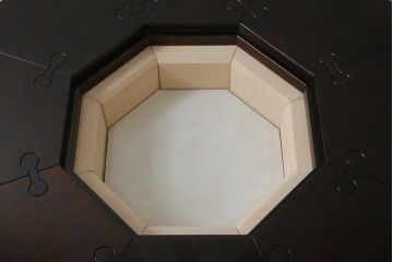中古　星野民芸(星野民藝)　桜材　2way　個性的なデザインが存在感を放つ八角炉とサイドテーブルのセット(囲炉裏テーブル、木製火鉢、2人掛け、4人掛け、ダイニングテーブル、食卓、カフェテーブル、コーヒーテーブル、バラ売り可能)(R-079969)