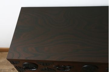 中古　美品　岩谷堂箪笥　漆塗り　力強い杢目と存在感のある金具が魅力的な衣装箪笥(和たんす、整理タンス、収納箪笥、引き出し、サイドチェスト)(R-079970)