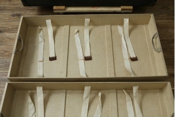 フランスアンティーク　Paul Romand PARIS　大振りサイズ!!　ヴィンテージスタイルのお部屋づくりにもってこいの男前な船トランク　(R-079972)