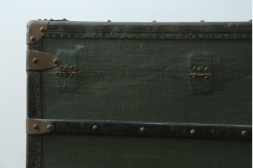 フランスアンティーク　Paul Romand PARIS　大振りサイズ!!　ヴィンテージスタイルのお部屋づくりにもってこいの男前な船トランク　(R-079972)