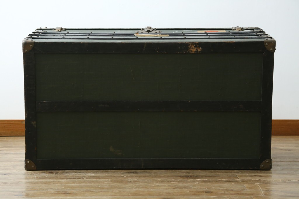 フランスアンティーク　Paul Romand PARIS　大振りサイズ!!　ヴィンテージスタイルのお部屋づくりにもってこいの男前な船トランク　(R-079972)