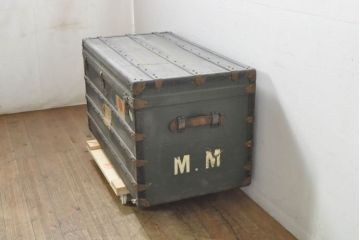 フランスアンティーク　Paul Romand PARIS　大振りサイズ!!　ヴィンテージスタイルのお部屋づくりにもってこいの男前な船トランク(舟トランク、ブランケットボックス、トランクテーブル、センターテーブル、サイドテーブル、ディスプレイ雑貨、収納箱、店舗什器)(R-079972)