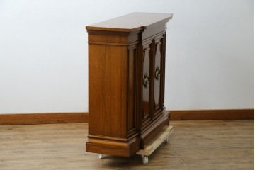 中古　美品!!　DREXEL HERITAGE(ドレクセルヘリテイジ)　FRANCHESCA(フランチェスカ)　クラシカルな佇まいが美しいサイドボード　(R-079976)