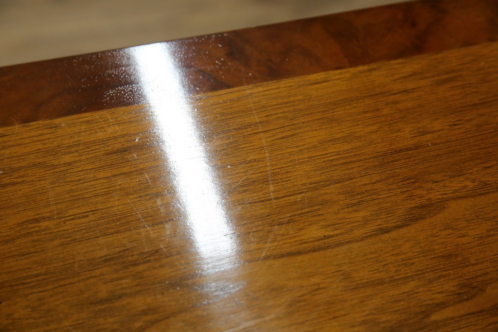 中古　美品!!　DREXEL HERITAGE(ドレクセルヘリテイジ)　FRANCHESCA(フランチェスカ)　クラシカルな佇まいが美しいサイドボード　(R-079976)